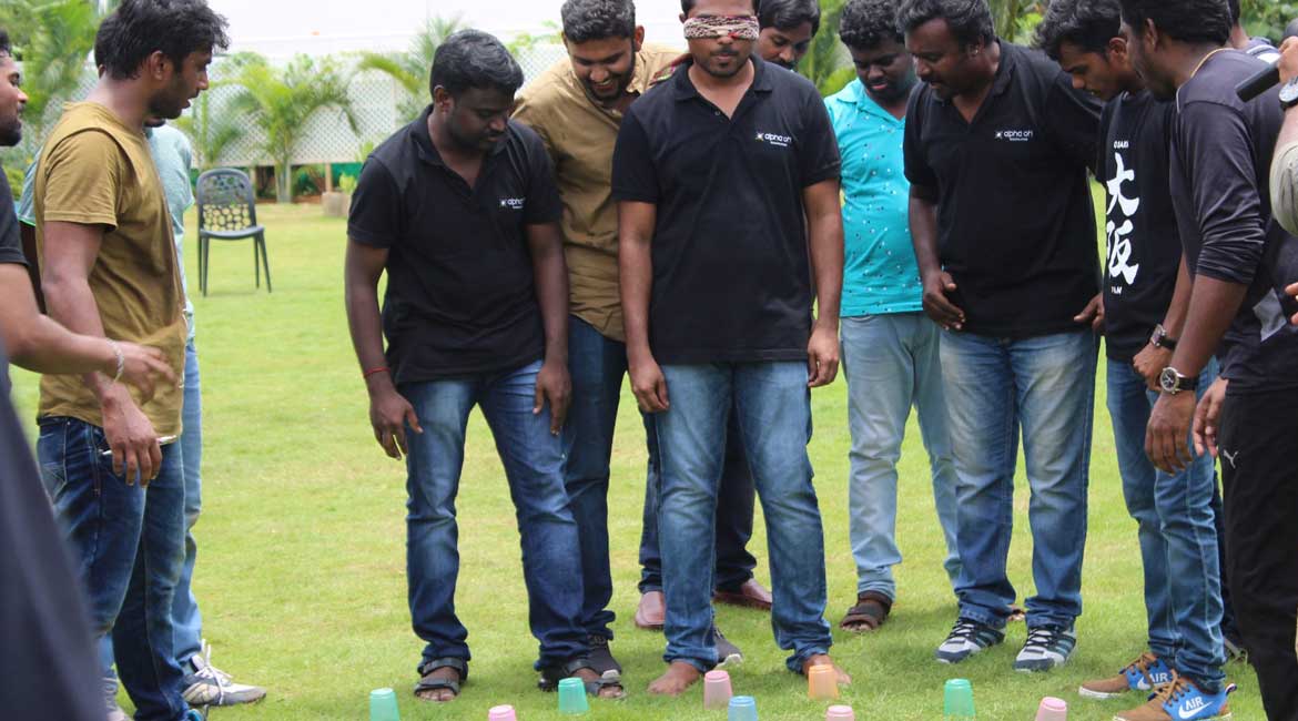 Team bonding activities @Mababalipuram outing